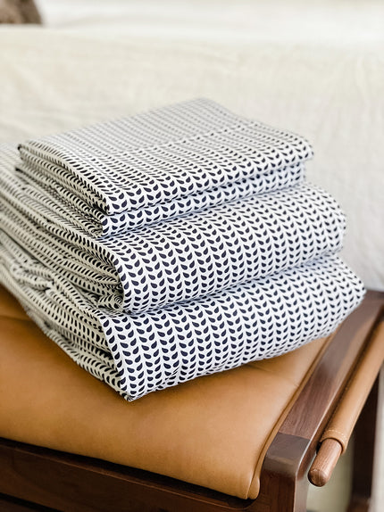 How to Fold (& Store) Sheets
