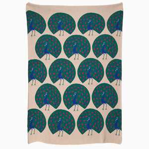 Swara Throw