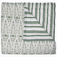 Lina Sage Quilt - High Quality Image of 