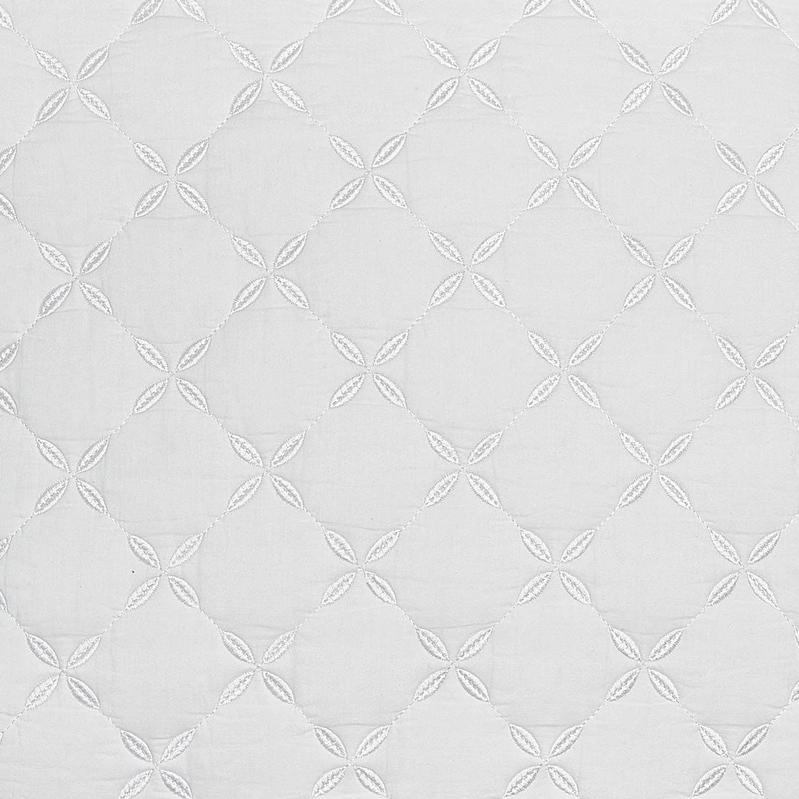 Layla White Quilt